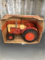 Ertl Case 600 tractor, 1:16, in box