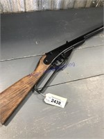 Daisy No 102 Model 36 BB gun