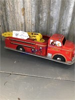 Marx 1950's friction fire truck, 14"L