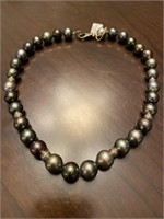 TAHITIAN CULTURED PEARLS AND DIAMONDS NECKLACE