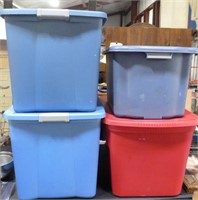 4 Plastic Storage Containers