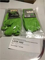 2 pairs of 3M Reflective Gloves Green Size M & XL