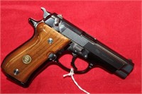 Browning Model BDA-30 Pistol