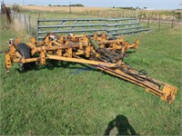 Landoll field cultivator 14'