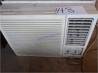Goldstar window air conditioner, 110 volt