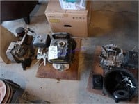 3 gas engines for parts. 2 new missing parts