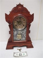 Vintage Wm L Gilbert Clock Co. Calla Mantle Clock