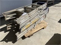 3 Bailey Aluminium 1.2m Stepladders