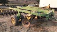 John Deer 310 12 FT  Tandem Disc