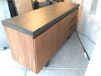 COASTER CABINET