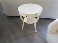 ROUND SIDE TABLE