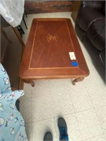 Coffee table w/ matching end tables, 3 pc.