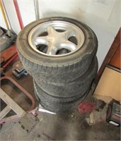 4 Ford Mustang Wheels & Tires