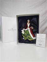 Season's Greetings 2011 - Pretty Ladies Figurine