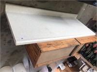 Countertop - Approx 4.5'