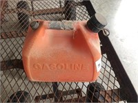 Gott 2.5 Gal Gasoline Can