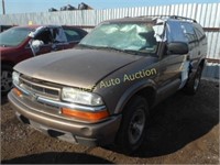 2002 Chevrolet Blazer 1GNCS13WX2K160611 Brown