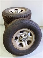 Arctic Claw 235/75R15 M&S Tires