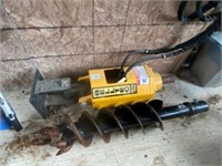 Belltec Hydraulic Post Hole Digger w/ 8" auger