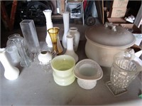 Chamberpot, Vases