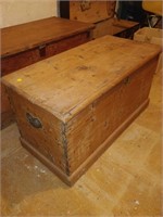 primitive blanket box 35x17x18''