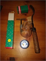 lot of primitives , shoe file , lantern top, etc