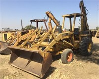 CASE 580B Backhoe, Extend-A-Hoe