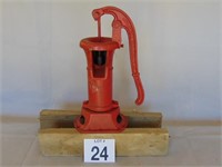 Cast Iron Pitcher Pump