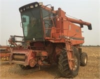 CASE IH 1680 Harvester on Rubber (Project)