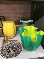 Lot: 5 Pcs.: Glassware & Ceramics.