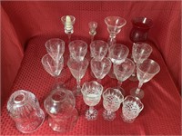19 pieces of unmatched crystal and glassware: set