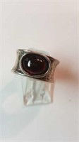 Silver 925 ring with garnet size 6 sugg ret $139