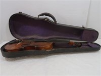 Vintage Violin w/Case (needs restrung)