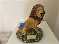 Endangered Asiatic Lion Sculpture