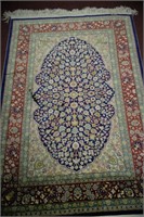 Fine Qun Silk Persian Rug 3.1 x 4.6 ft