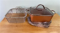 New Copper Chef Pot W/ Lid & Fray basket