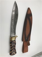 Damascus bladed knife with Kopis style blade with