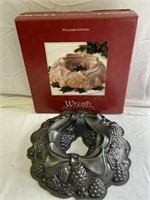 Williams Sonoma wreath Bundt cake pan NIB