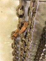 17' Log Chain; 3/8" link; (2) hooks