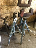 (4) Pipe Stands