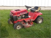 WheelHorse 211-5 Lawn Tractor