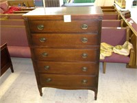 KINDEL ANTIQUE CHEST O DRAWERS