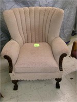 ANTIQUE PINKISH CHAIR