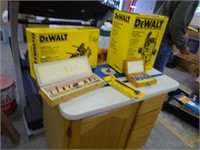 2 hp DeWalt Plunge Router plus much more