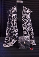 BLACK AND WHITE CAPE WRAP BY CHARLIE PAIGE WITH