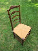 Early American Ladder Back Side Chair