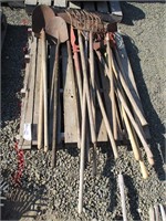Pallet of Pitch Forks, Shovels, Rake, Maul