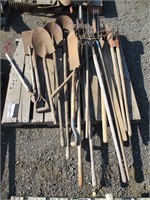 Pallet of Shovels, Pitchforks, Post Diggers, Misc