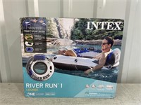 Intex River Run Lounge