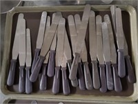 Assorted cake spatulas